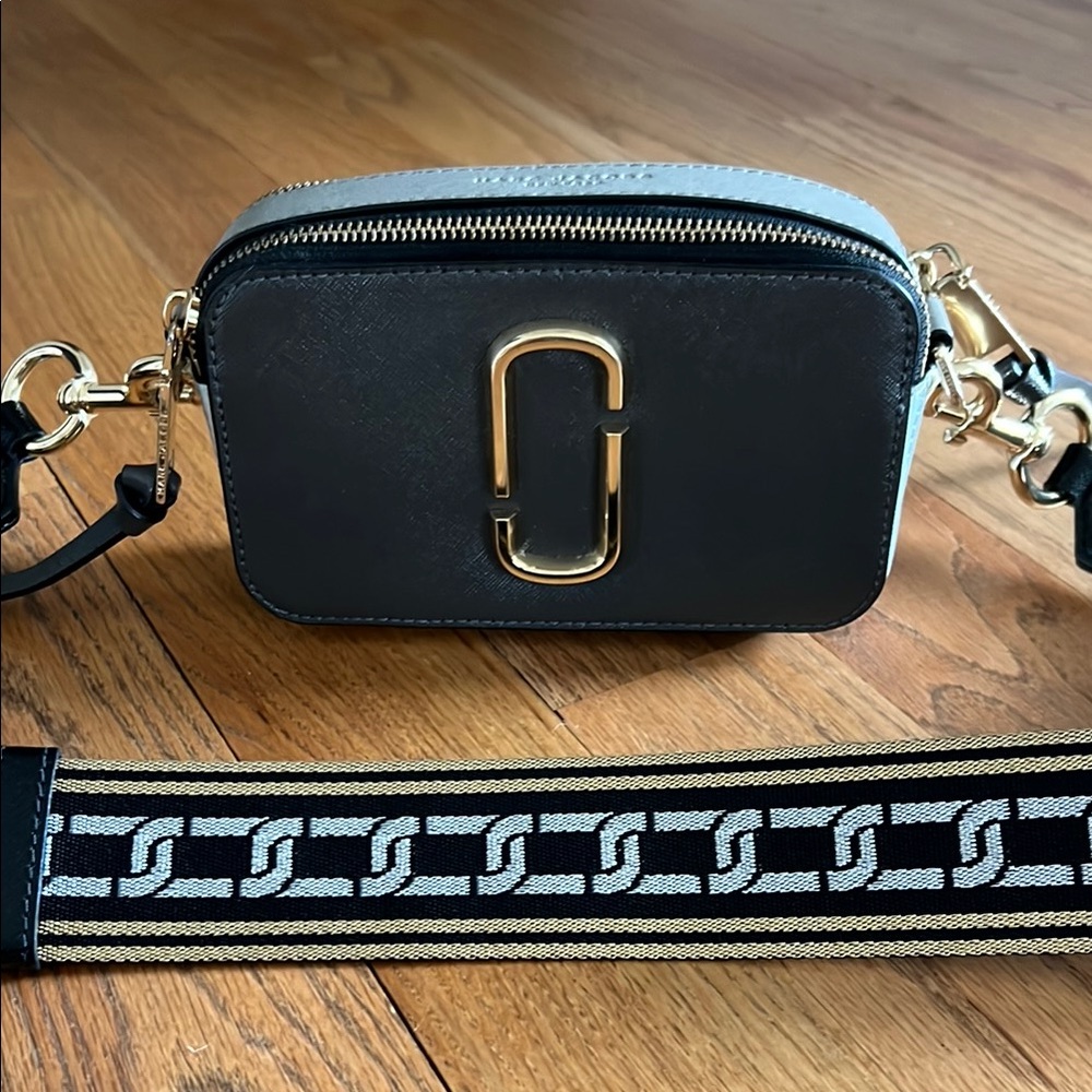 Black and Gold Crossbody Bag
